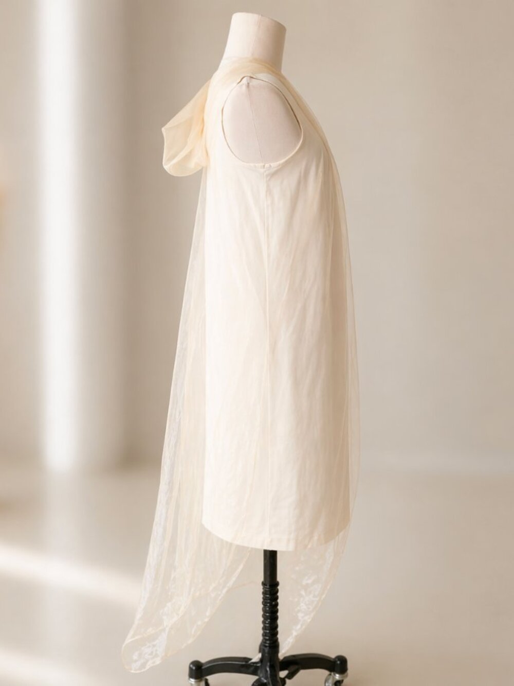 Bottega Veneta Ivory One Shoulder Organza Drape Dress - IT 44 - Bridal Cocktail - Picture 10 of 13